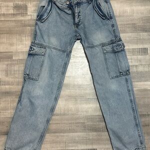 Aeropostale women’s Light Blue Relaxed Jeans